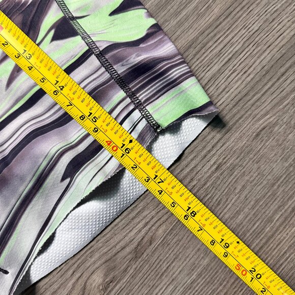 Lululemon Women's Base Pace High-Rise Short 8" - Green/Black/Grey - Picture 8 of 9